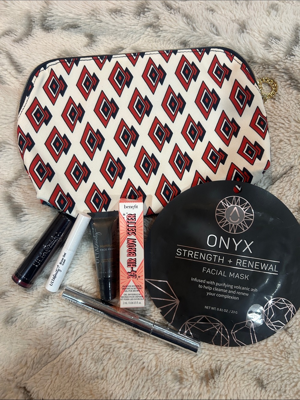 Makeup bundle, Estée Lauder bag, mask, brow setter, face primer, brow gel, etc